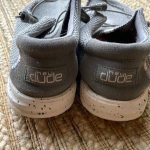 HEY DUDES Wally SZ10 Used Condition